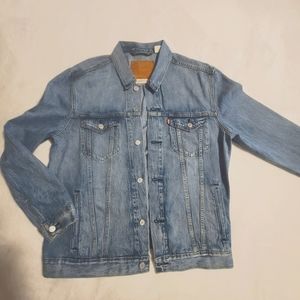 LEVIS DENIM JACKET